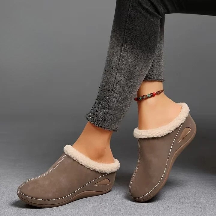 Nova™ – Karvavuoratut slip-on sandaalit